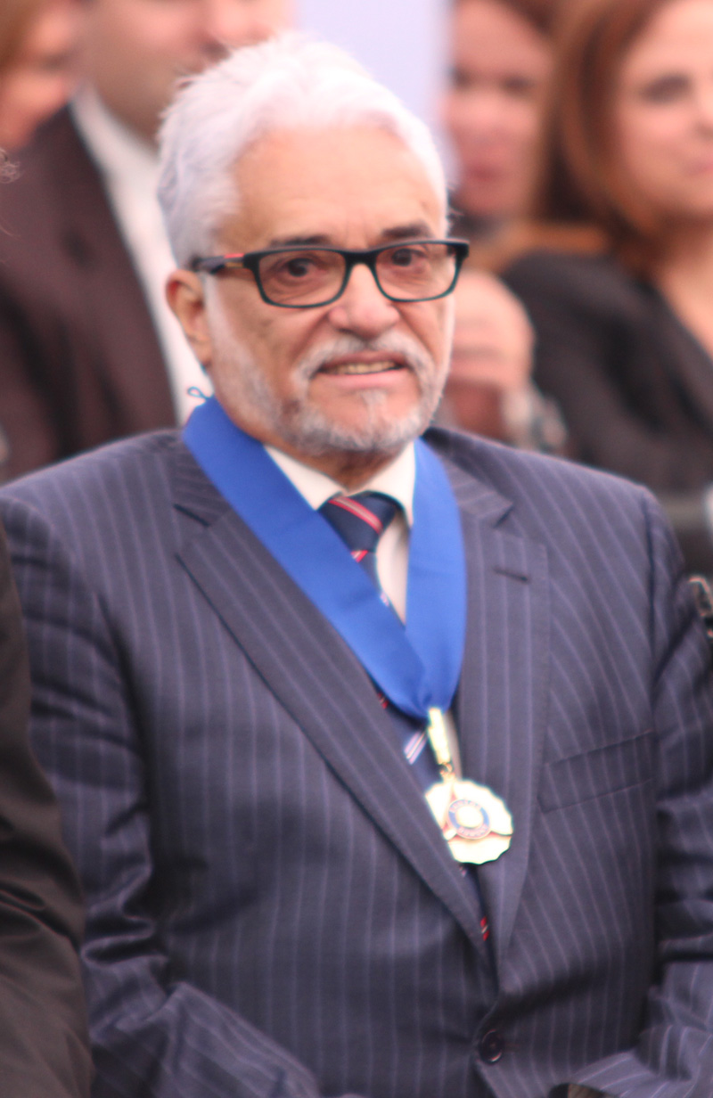 O Conselheiro Wanderley Ávila foi homenageado com a medalha Grau Ouro (Foto: Thiago Rios Gomes)